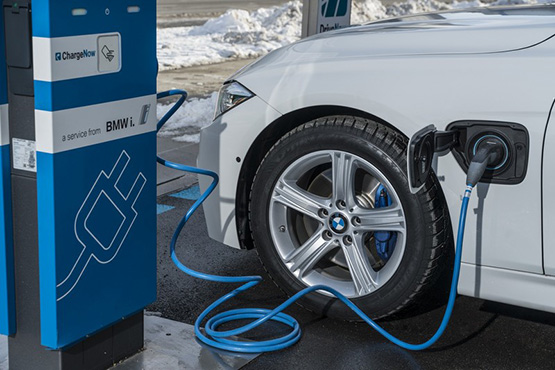 Electric vehicle charging pile